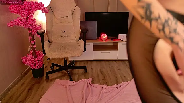 CandyFever_ Chat XXX in diretta