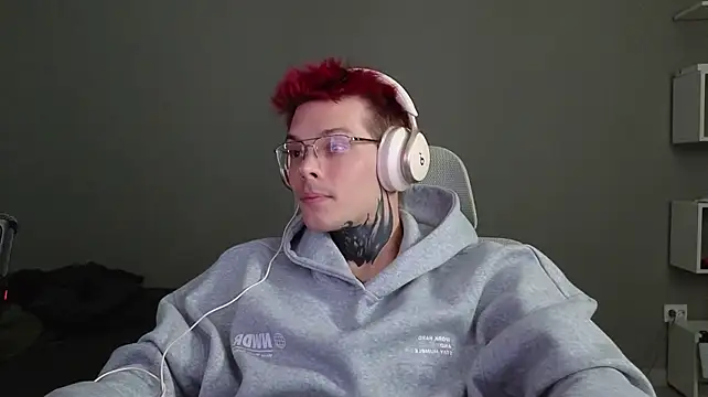 DENIS_HEREのライブXXXチャット