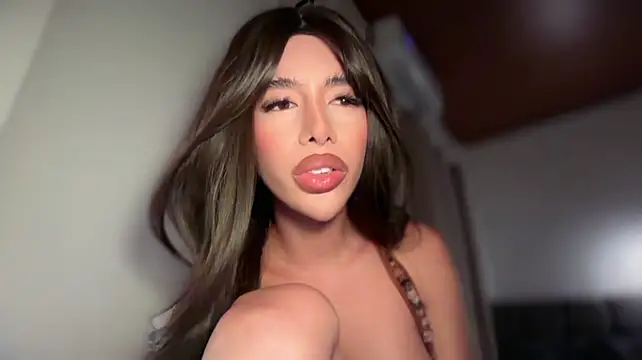 tesehki Chat XXX in diretta