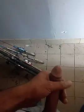 Lildick1100: διαδικτυακό σόου στην κάμερα