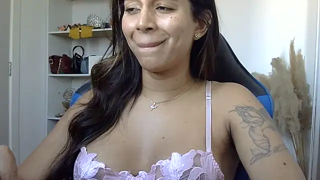 Chat +18 de moreninhabrasill ao vivo