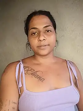 Giselabrunette25 XXX чат на живо