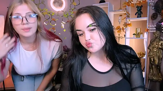 Вебкам-шоу alison_lay