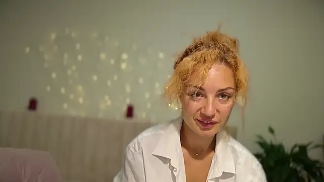 Chat XXX en directo de Reddgiirl