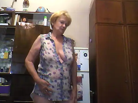 JesykaLove566 XXX чат на живо