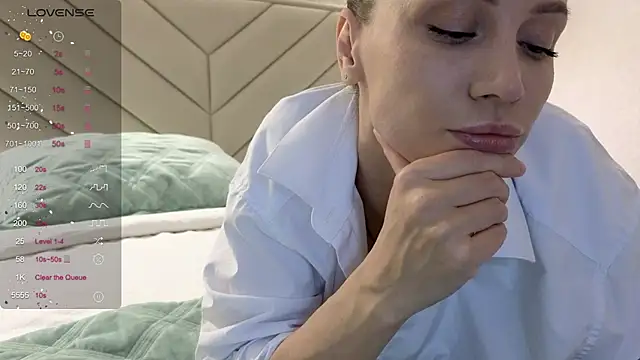 Alice_Wonders XXX чат на живо