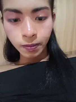 amor_69xxx 网络视讯表演
