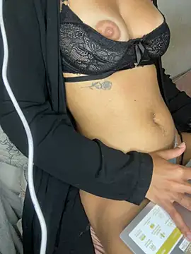 casadinha20's Live XXX Chat