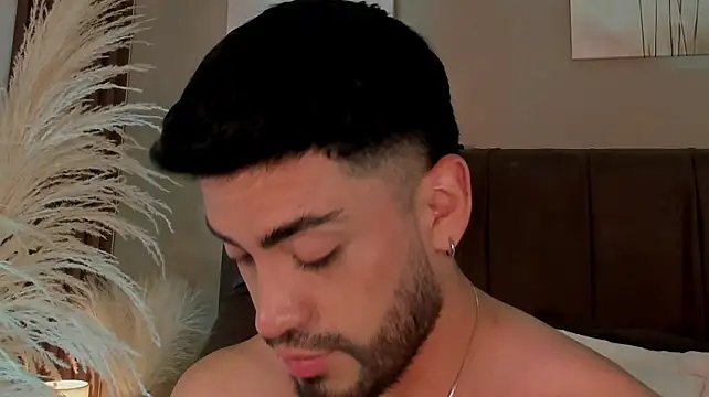 Alexander_Diazz Show Webcam