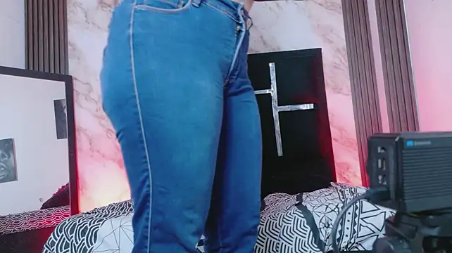 SofiaGonzales_'s Live XXX Chat