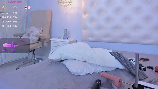 ninaavelvett 라이브 XXX 채팅