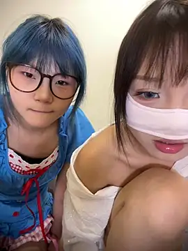 Chat XXX en directo de Rocket-Girl