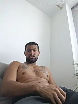 studioL-Philips' Live XXX Chat