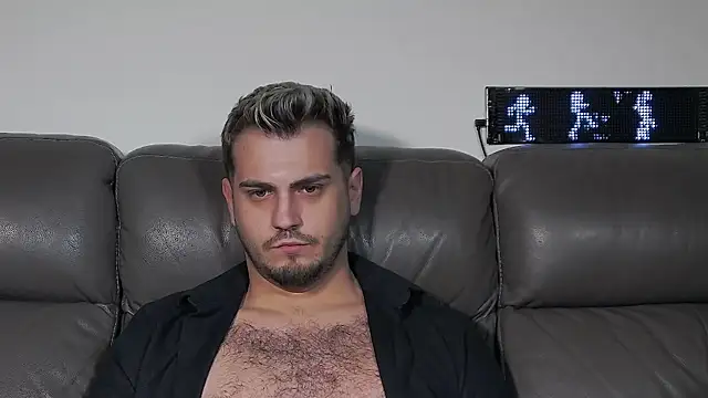 Czat XXX na żywo – CrazyDom1
