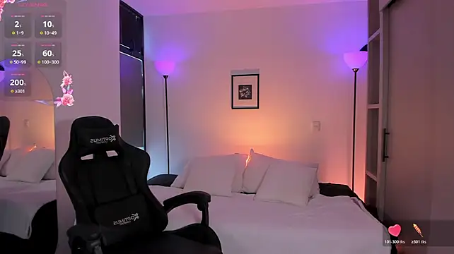 Chat XXX en directo de MiaMorettiX