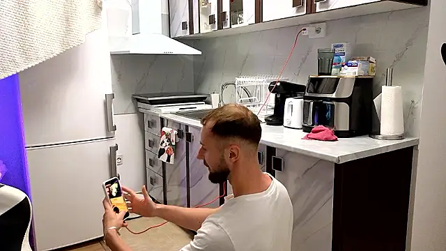 RyanStorm_ Adlı Modelin Canlı XXX Sohbeti