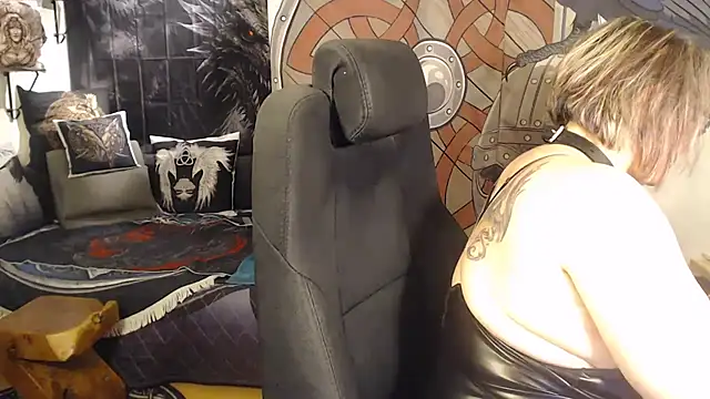 XXX chat uživo modela TittenMichelle