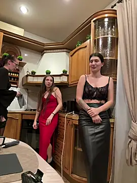 RussianGirls_ 现场XXX聊天