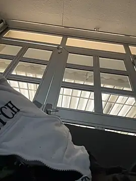 LilyRossi_ XXX чат на живо