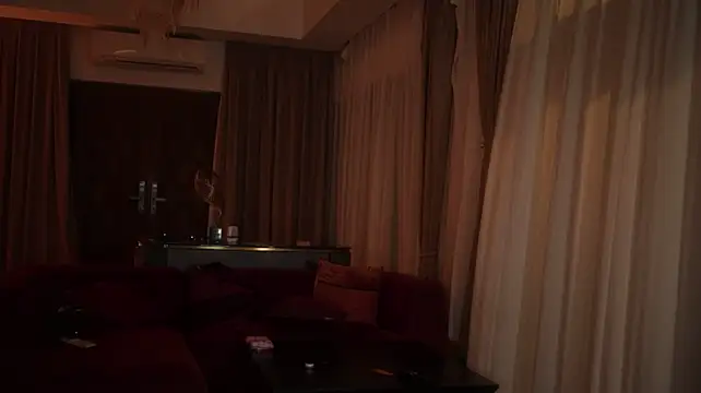 Živý XXX chat alittlestarrr