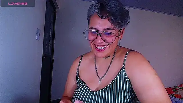 Chat XXX ao vivo de Yessi_rousse