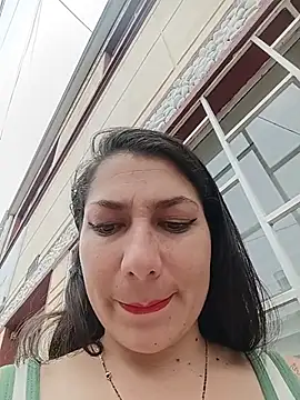 Mia_Love-3 Adlı Modelin Canlı XXX Sohbeti