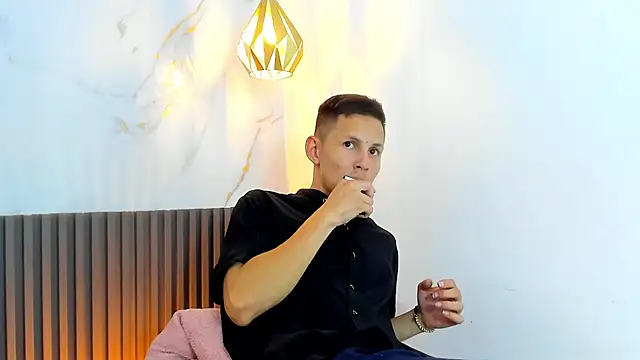 IzanArias – Live XXX-chat