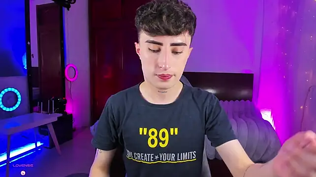 SebastianHilton Adlı Modelin Canlı XXX Sohbeti