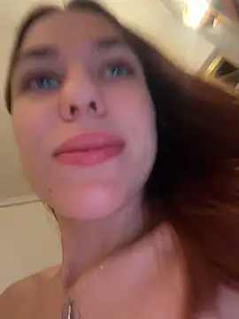 MollyXoXo XXX чат на живо