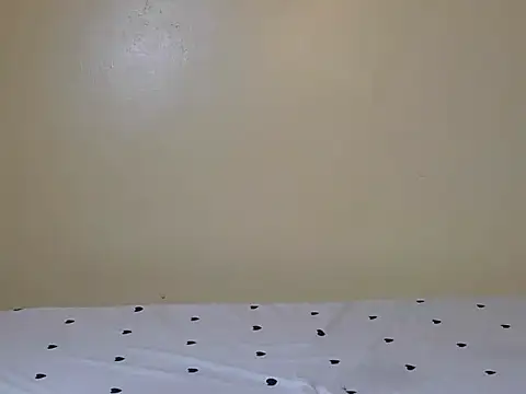 Petitekittty Adlı Modelin Canlı XXX Sohbeti