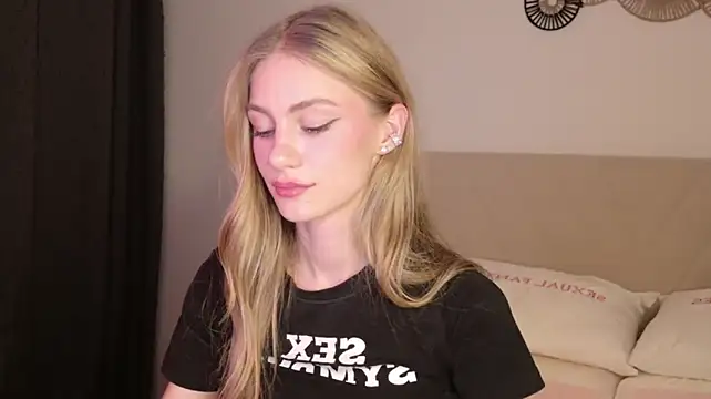 GabriellaOlsen's Live XXX Chat