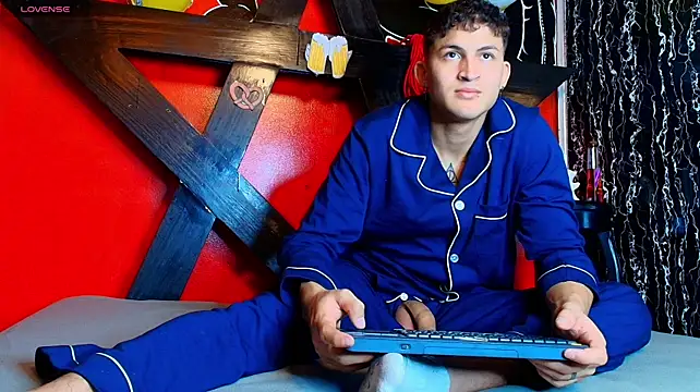 Czat XXX na żywo – Axel_Romanov