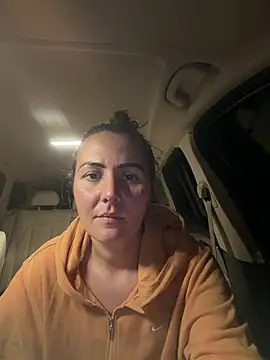 BrunetteNymph Chat XXX in diretta