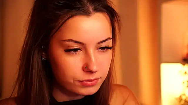 XXX chat uživo modela Bunny_Nextdooor