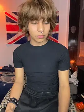 Aronn_44's Live XXX Chat