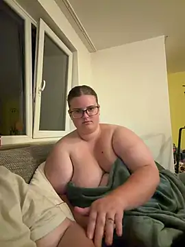צ'אט XXX בשידור חי של CurvyPaar2