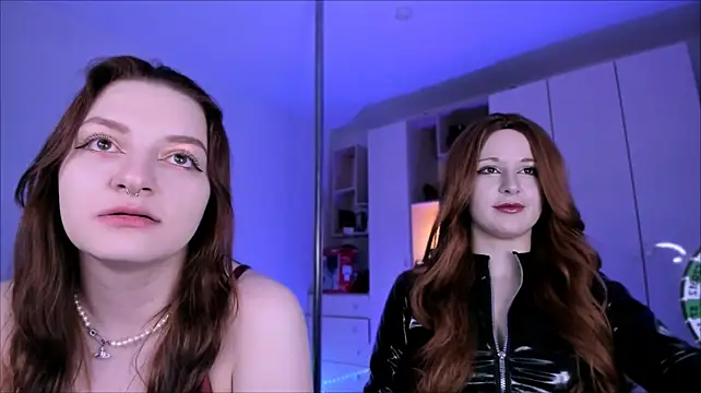 mollyposhh Webcam-Show