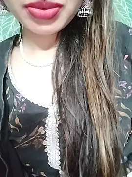 Czat XXX na żywo – Noor_Darliing