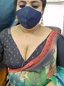 Floraa-Queen Show Webcam