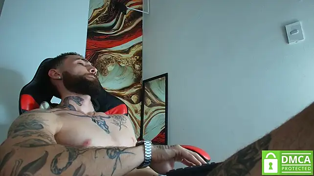 Luke_davis01 élő XXX-chatje