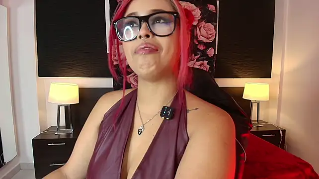 EvaaFoxxy1's Live XXX Chat