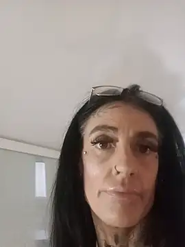 Tannedtattooed69's Live XXX Chat