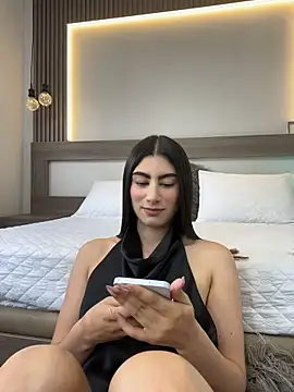 evelyn_hills' Live XXX Chat
