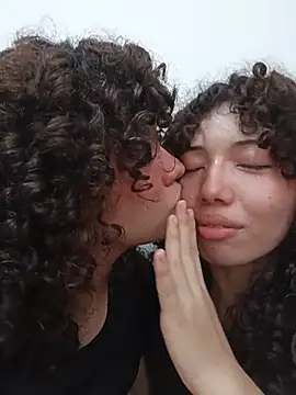 Cutecurly Live XXX-chat
