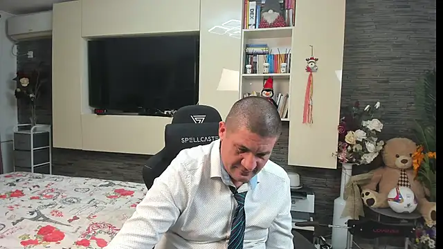 SpartacusDaddy48 লাইভ XXX চ্যাট
