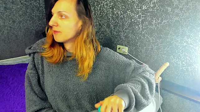 Anjela_Bottonn Webbikameraesitys