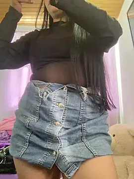 SatansWife Adlı Modelin Canlı XXX Sohbeti