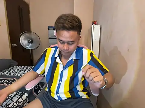 MHART-12 Pertunjukan Webcam