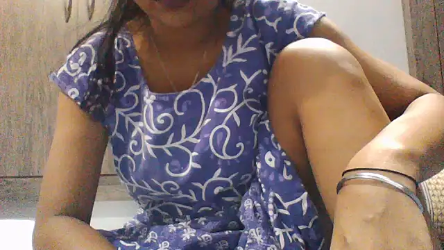 XXX chat uživo modela shalini_fire