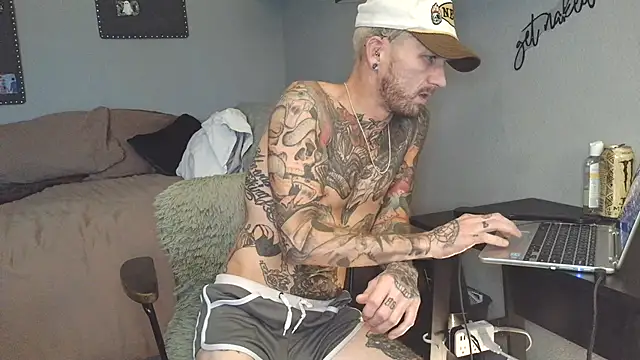 Chatroom XXX en direct de SirSlugger